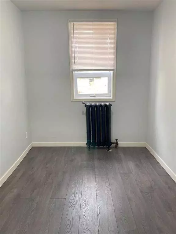 52 Fawcett AVE, Winnipeg, MB R3G 0Y6