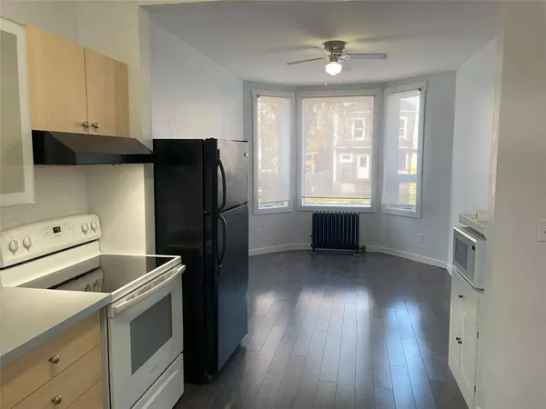 52 Fawcett AVE, Winnipeg, MB R3G 0Y6