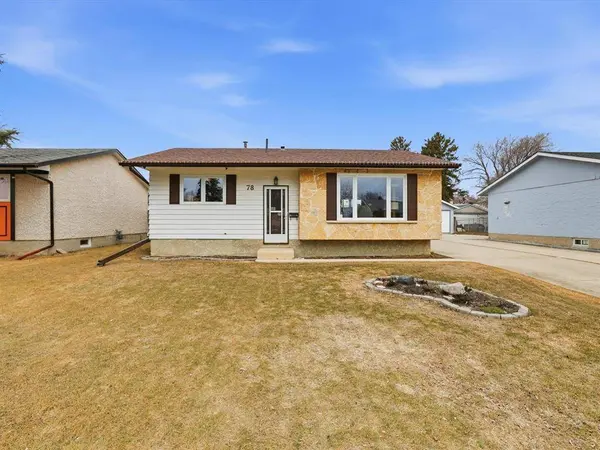 78 Marbury RD, Winnipeg, MB R2P 0E4