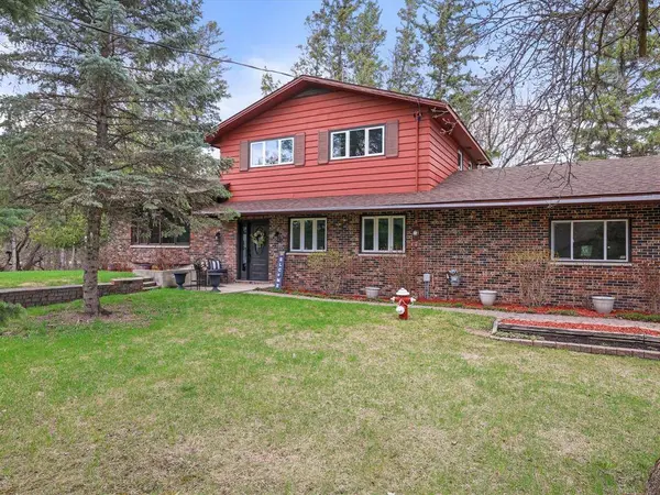 25105 Ashfield RD, East Selkirk, MB R5M 0E6