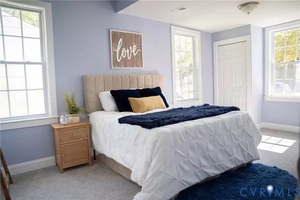 305 S 13th AVE, Hopewell, VA 23860