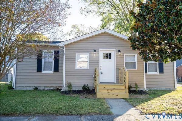 411 N 7th AVE, Hopewell, VA 23860