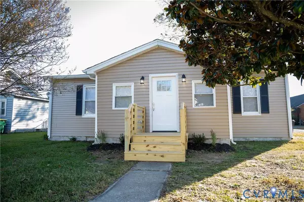 411 N 7th AVE, Hopewell, VA 23860