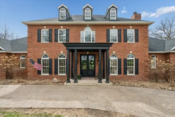 77 Roosevelt Drive, East Dubuque, IL 61025