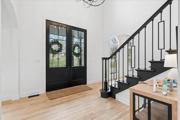 77 Roosevelt Drive, East Dubuque, IL 61025