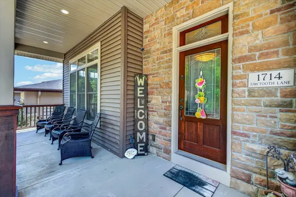 1714 Sawtooth Lane, Madison, WI 53719