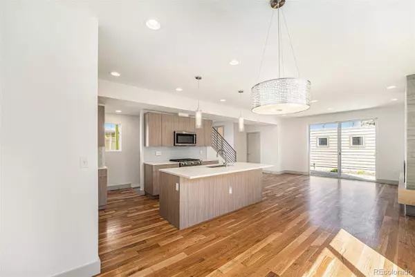 822 Fairfax ST, Denver, CO 80220