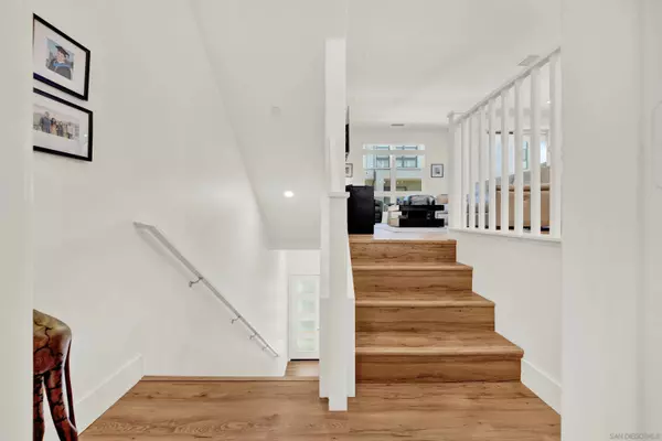 2756 Via Alta Place, San Diego, CA 92108