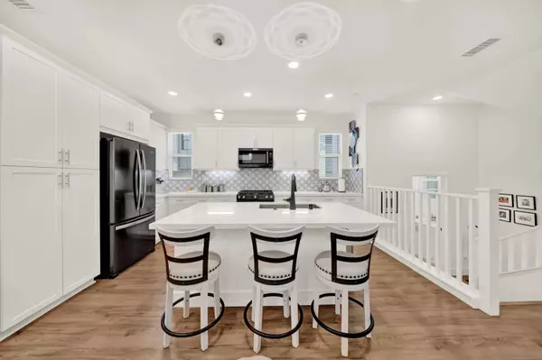 2756 Via Alta Place, San Diego, CA 92108