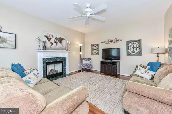 18688 POTOMAC STATION DR, Leesburg, VA 20176