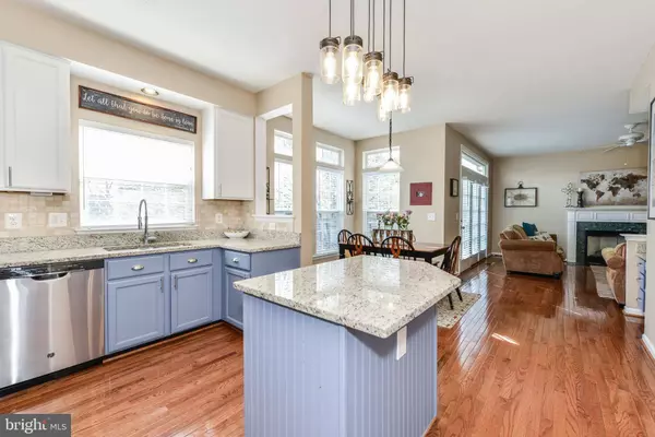 18688 POTOMAC STATION DR, Leesburg, VA 20176