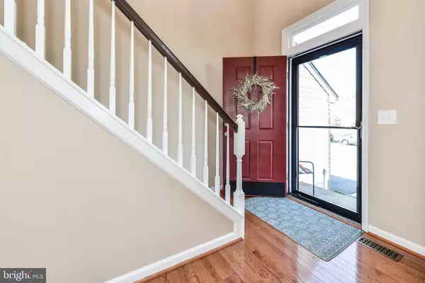 18688 POTOMAC STATION DR, Leesburg, VA 20176