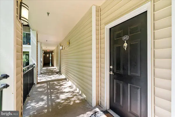 12913 CENTRE PARK CIR #103, Herndon, VA 20171