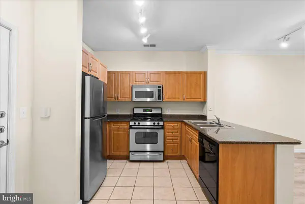 12913 CENTRE PARK CIR #103, Herndon, VA 20171