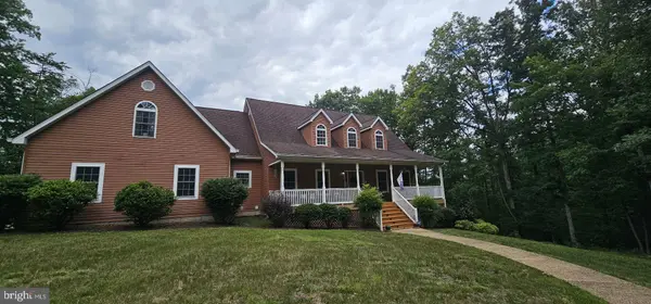 816 GREAT LAKE DR