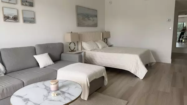 2600 N Flagler DR 313, West Palm Beach, FL 33407