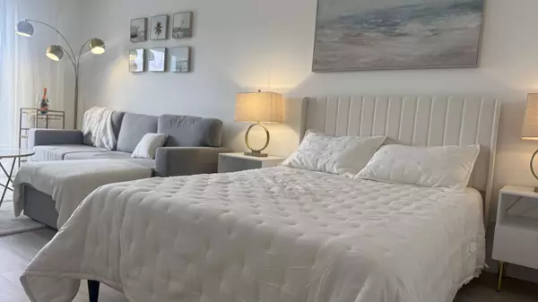 2600 N Flagler DR 313, West Palm Beach, FL 33407