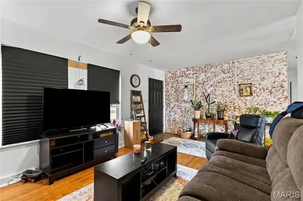 702 1st ST, Warrenton, MO 63383