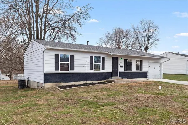 702 1st ST, Warrenton, MO 63383