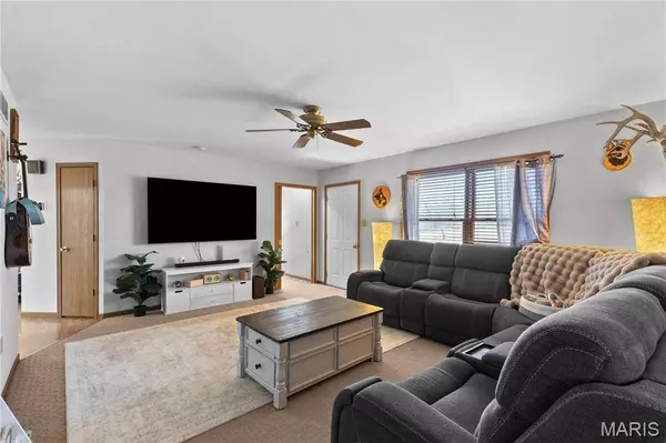 346 Gouldman RD, Montgomery City, MO 63361