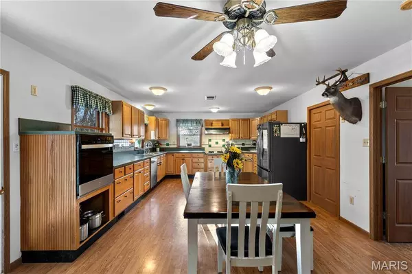 346 Gouldman RD, Montgomery City, MO 63361