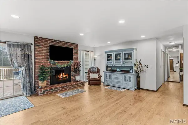 3121 Darryl DR, Foristell, MO 63348