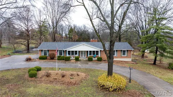 3121 Darryl DR, Foristell, MO 63348