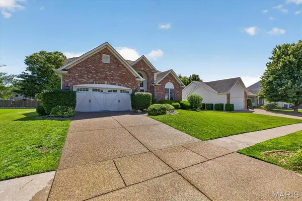 2780 Dunvegan DR, Dardenne Prairie, MO 63368