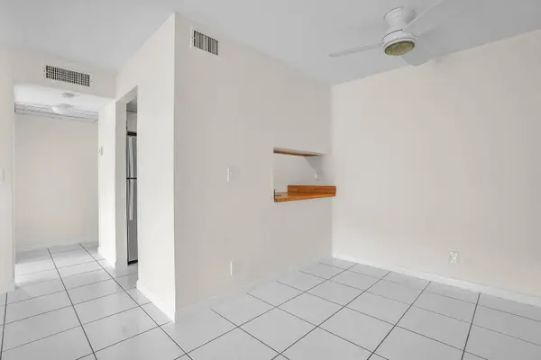 1854 Abbey RD #101, West Palm Beach, FL 33415