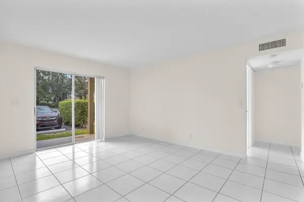 1854 Abbey RD #101, West Palm Beach, FL 33415