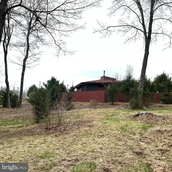 565 CAFFERTY RD, Ottsville, PA 18942