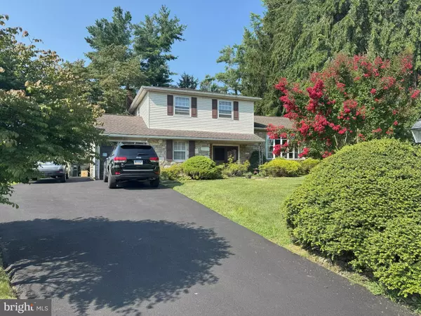 746 KILLDEER LN, Huntingdon Valley, PA 19006