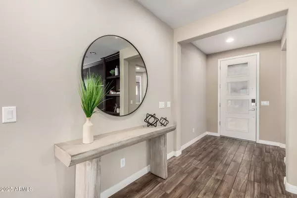 3338 E COCONINO Drive, Gilbert, AZ 85298