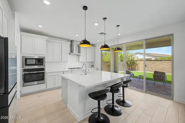 1452 E NARROWLEAF Court, Gilbert, AZ 85298