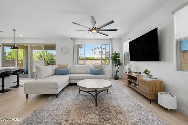 1452 E NARROWLEAF Court, Gilbert, AZ 85298