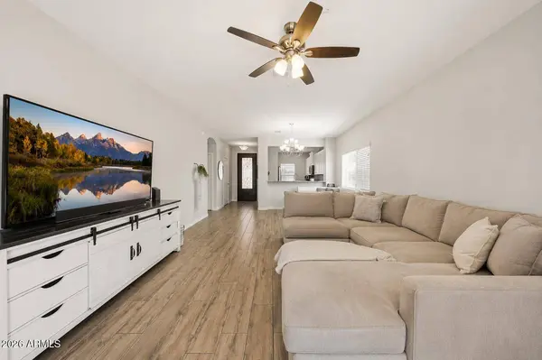 1177 W JOSHUA TREE Avenue, San Tan Valley, AZ 85140