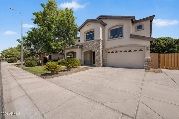 1375 E LOCUST Drive, Chandler, AZ 85286