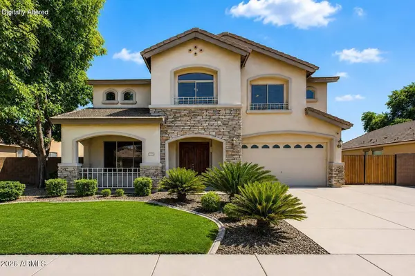 1375 E LOCUST Drive, Chandler, AZ 85286