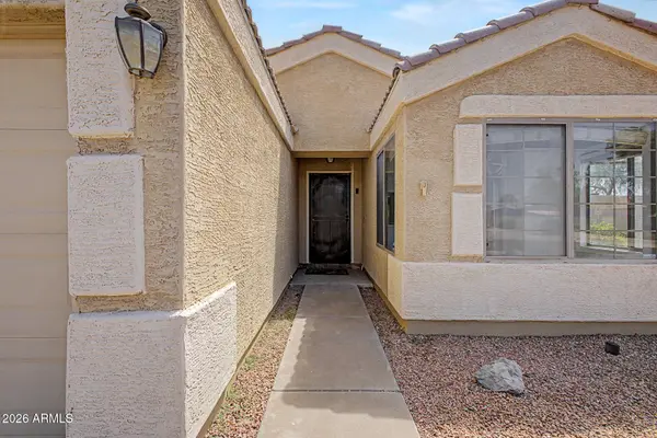 1687 E CHEYENNE Street, Gilbert, AZ 85296
