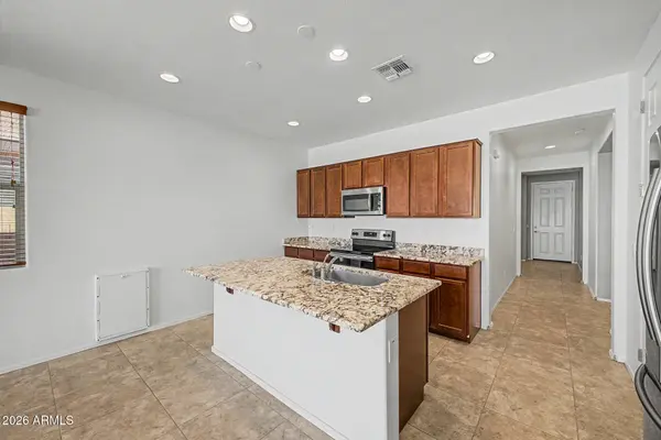 4418 W FEDERAL Way, San Tan Valley, AZ 85144