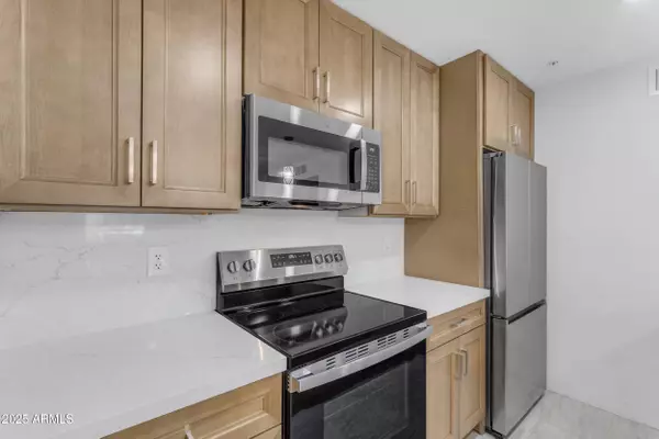 7777 E MAIN Street #215, Scottsdale, AZ 85251