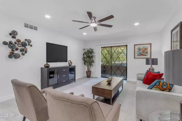 7777 E MAIN Street #215, Scottsdale, AZ 85251