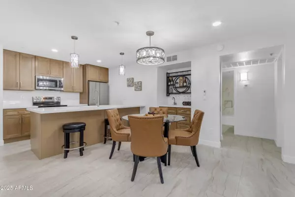 7777 E MAIN Street #215, Scottsdale, AZ 85251