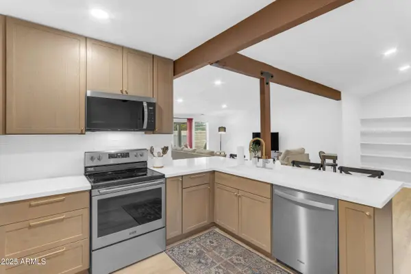 4628 W BUFFALO Street, Chandler, AZ 85226