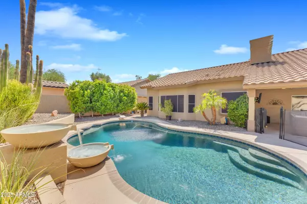 10763 S MUSTANG Drive, Goodyear, AZ 85338