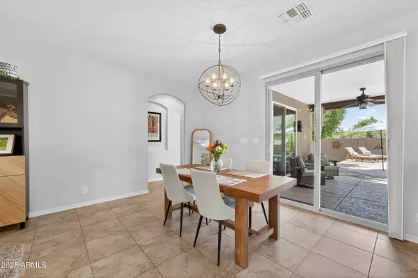 1331 E KALER Drive, Phoenix, AZ 85020