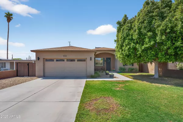 1331 E KALER Drive, Phoenix, AZ 85020