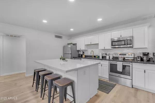 6943 E GRANADA Road, Scottsdale, AZ 85257