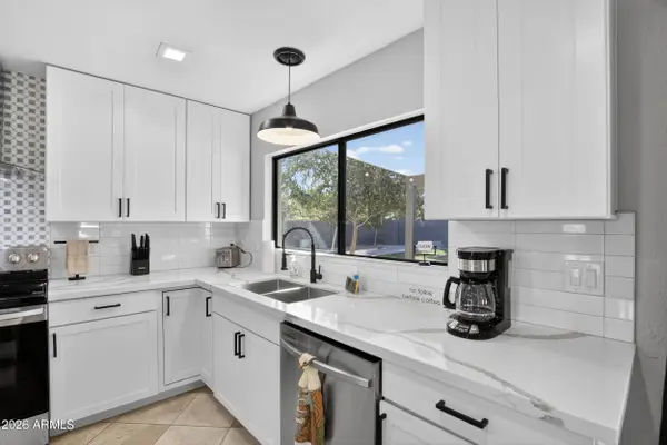 9387 E CORTEZ Street, Scottsdale, AZ 85260