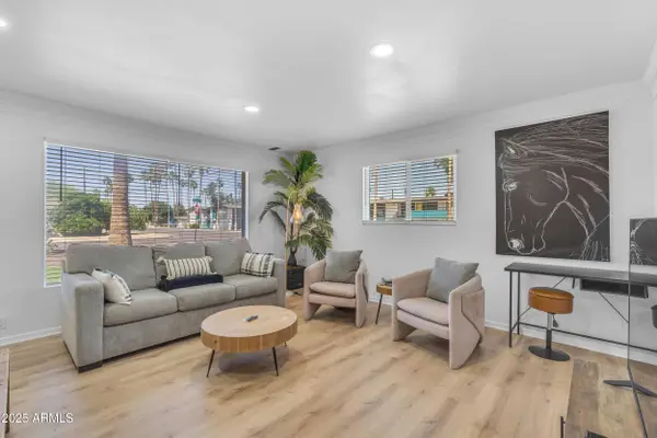 6943 E Granada Road, Scottsdale, AZ 85257